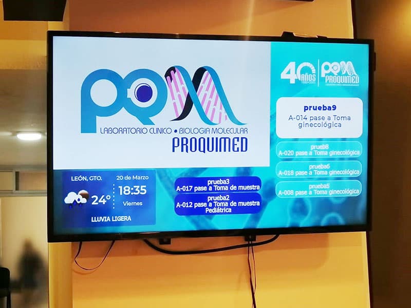 Healthcare Digital Signage at Proquimed Laboratory, Mexico